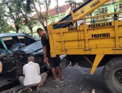 Ditabrak Mobil, Pengendara Sepeda Ontel Meninggal Dunia di Tempat