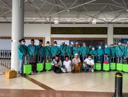 Perdana Sejak Pandemi, Mabrur Travel Berangkatkan Puluhan Jama’ah Umroh Asal Pamekasan