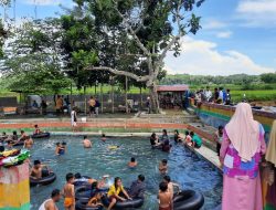 Pemandian Alam Sumber Penang Desa Somalang Pamekasan Diserbu Pengunjung