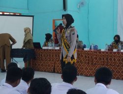 Polwan Goes to School, Berikan Penyuluhan Kepada Siswa di Pamekasan