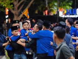 Kacau, Pelantikan PC PMII Pamekasan Diwarnai Aksi Demontrasi