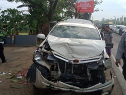 Tabrakan Dua Mobil di Pamekasan, Satu Penumpang Tewas