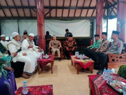 Hari Pertama Kerja, Kapolres Pamekasan Didemo Ratusan Masyarakat