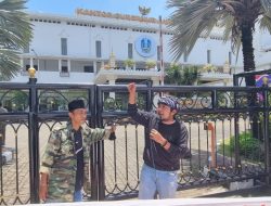 Pasca Digeledah KPK, Gubernur Jatim Didesak Buka Suara Soal Triwulan Dana Hibah