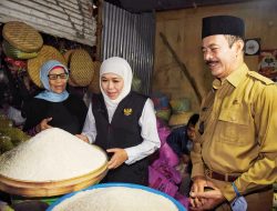 Bersama Wabup Fattah Jasin, Gubernur Khofifah Sidak Pasar Kolpajung Pamekasan