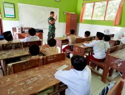 Datangi Sekolah, TNI di Pamekasan Tanamkan Wawasan Kebangsaan Sejak Usia Dini