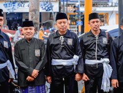 Berkah Ramadan, PSHT Cabang Pamekasan Bagikan Ratusan Takjil