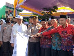 Pj Bupati dan Kemenag Pamekasan Berangkatkan 1.300 Calon Jamaah Haji