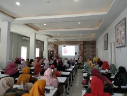 Bersama Puluhan Bidan, RSU Kusuma Hospital Pamekasan Gelar Talkshow Metode Persalinan Ila Wela