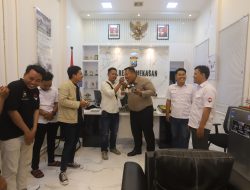 Hari Bhayangkara ke 78, JCP Beri Kejutan untuk Kapolres Pamekasan