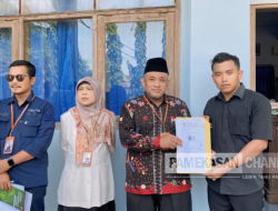 Demo Rektor, Mahasiswa UNIRA Bawa Enam Poin Tuntutan