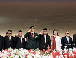 Bersama Presiden Jokowi dan Menteri Kabinet Indonesia Maju, Menteri AHY Hadiri Upacara Peringatan HUT TNI Ke-79 di Monas
