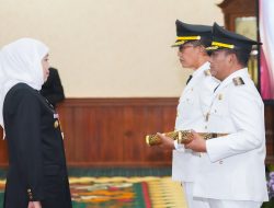 Resmi, Gubernur Jatim Lantik Bupati dan Wakil Bupati Pamekasan untuk Periode 2025-2030