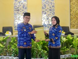 Serahkan SK CPNS, Bupati Pamekasan Ingatkan Agar Amanah dan Berintegritas