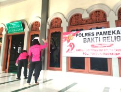Polisi Pamekasan Bakti Religi di Sejumlah Masjid dan Gereja