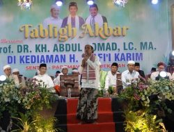 Ribuan Warga Padati Tabligh Akbar Bersama Ustaz Abdul Somad di Kediaman H. Syafie Pamekasan