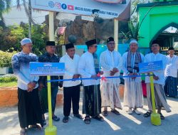 Indomaret Serahkan Bantuan Genset 80.000 KVA untuk Masjid Agung Asy-Syuhada Pamekasan