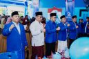 Bupati Pamekasan KH. Kholilurrahman dan Wakil Bupati H. Sukriyanto hadir kompak dalam peringatan Hari Ulang Tahun (HUT) ke-24 Partai Demokrat. Selasa (9/9/2025).