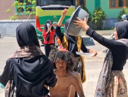 Hari Batik, Teater Fataria UIN Madura Tampilkan Pesan Budaya yang Kuat Lewat Drama Teatrikal