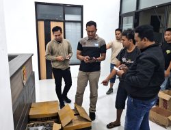 Warung hingga Kios di Pamekasan Jadi Target Razia, Polisi Amankan Ratusan Miras