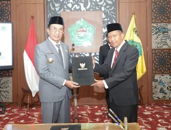 Bupati Pamekasan Lantik Taufikurrachman sebagai Sekda