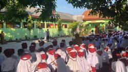 Polres Edukasi Ribuan Pelajar di Pamekasan Tentang UU ITE Agar Bijak Bermedsos 