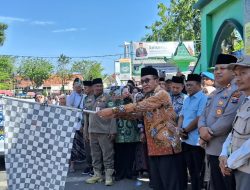 Bupati Pamekasan Berangkatkan 1.384 Calon Jamaah Haji ke Asrama Haji Surabaya