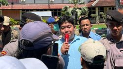 Diduga Tabrak Juknis, Hariyanto Korwil BGN Pamekasan Didemo Rangkap Jabatan dan Kebohongan Publik