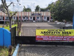 Arofatin Nisa’ Segel SMK Kesehatan Nusantara Pamekasan, Tanah Disebut Sudah Terjual