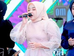 Ikuti Fatwa MUI, All Artis Adella Tampil Islami saat Manggung di Pamekasan