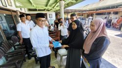 Bupati Pamekasan Sambangi Rumah Duka Korban KM Virgo dan Berikan Tali Asih