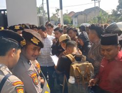 Dear Jatim Gelar Aksi, Desak Polres Pamekasan Usut Tuntas Dugaan Pengancaman di Desa Plakpak