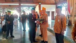 Hari Kesaktian Pancasila, Bupati Pamekasan Berikan Tali Asih untuk Veteran